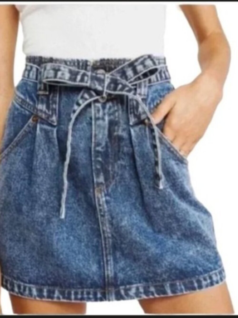 Abercrombie Denim Natural Rise Skirt Size 4 NWT